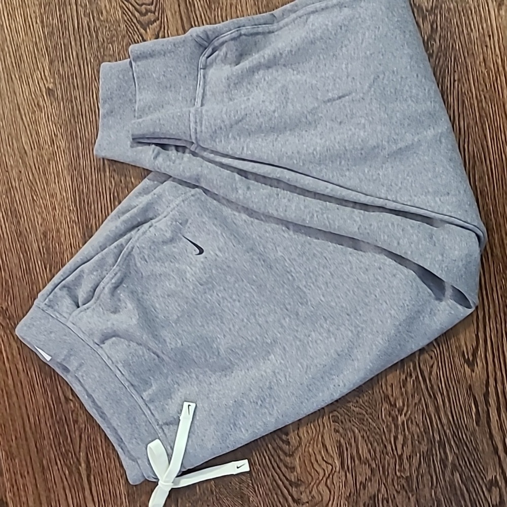 Nike standard fit full length jogger fleece Sweatpants, 3x, nwt, dri-fit